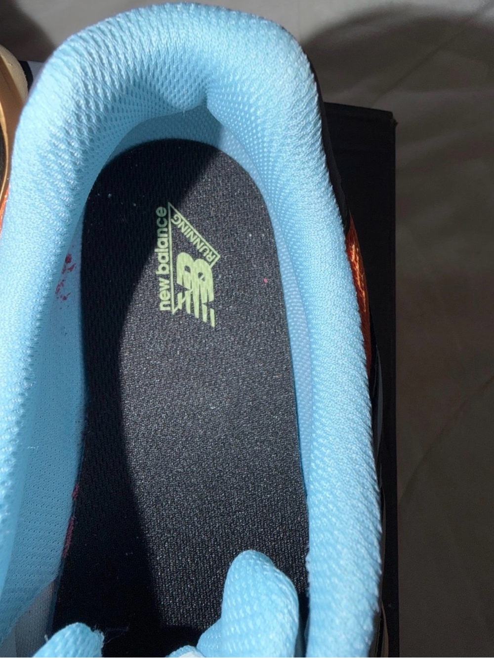 New Balance 9060 Plus FREE NBA SOCKS size 11 men - Picture 3 of 6